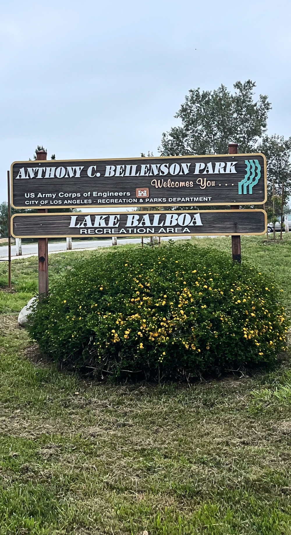 Lake Balboa Encino Image Mosquito Shield NW Los Angeles Mobile version