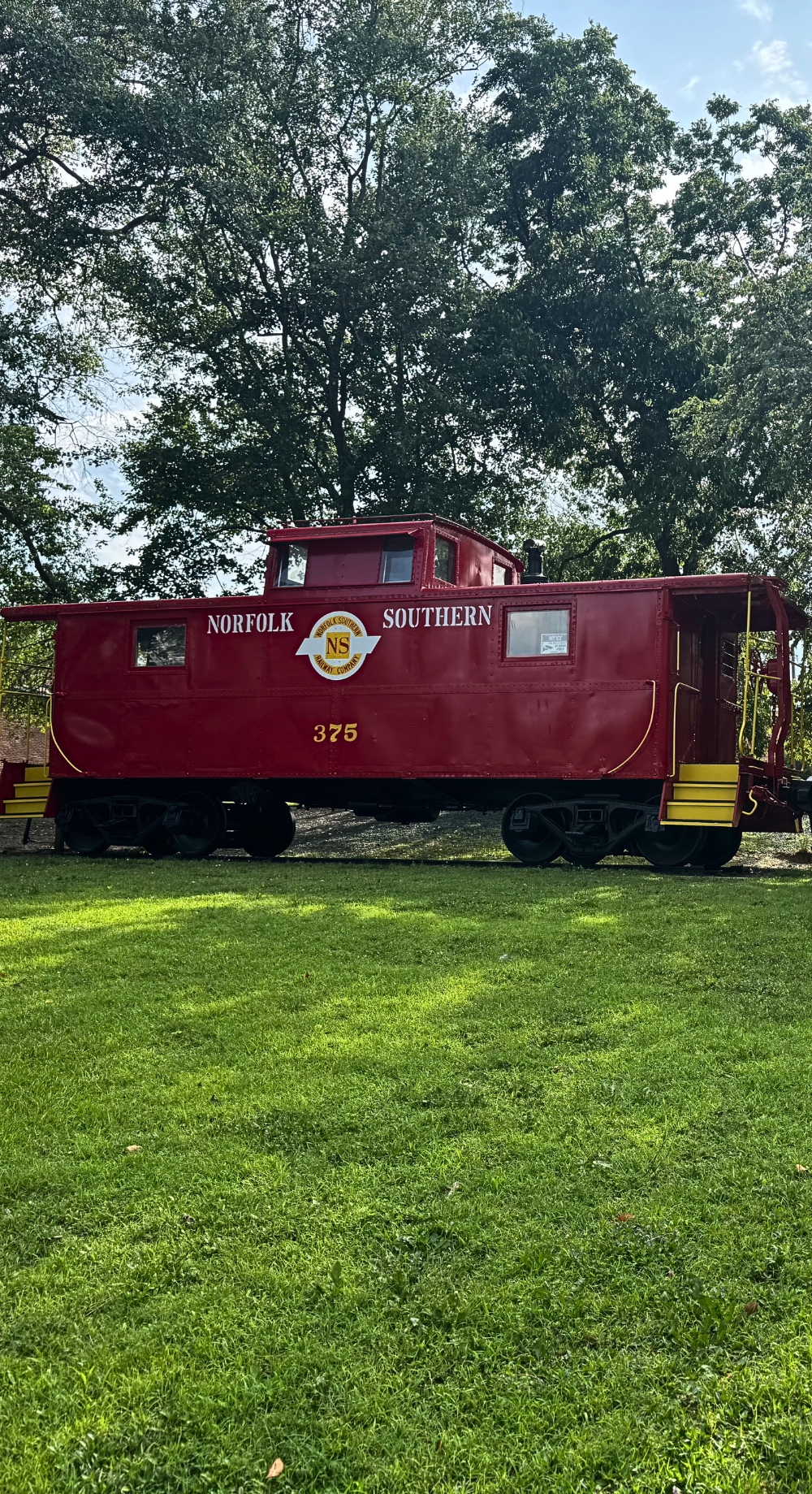Faquay-Varina Moshield Wake County Train Photo