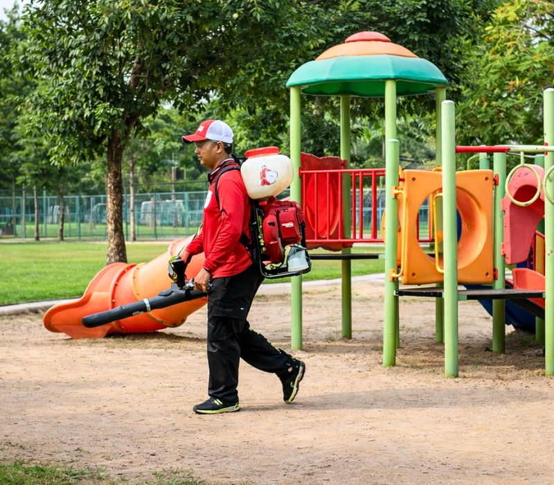 School example 3 with technician