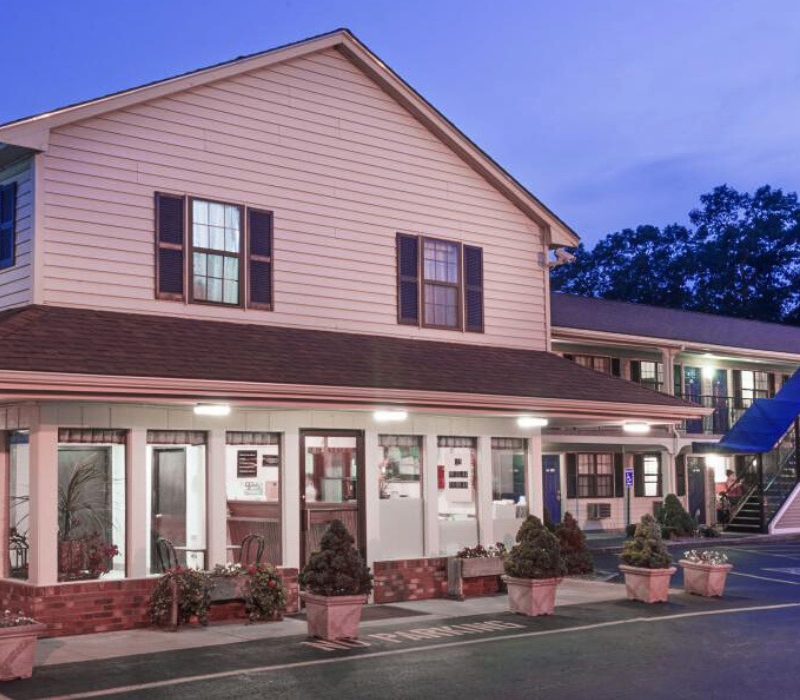 North Attleboro Hotel
