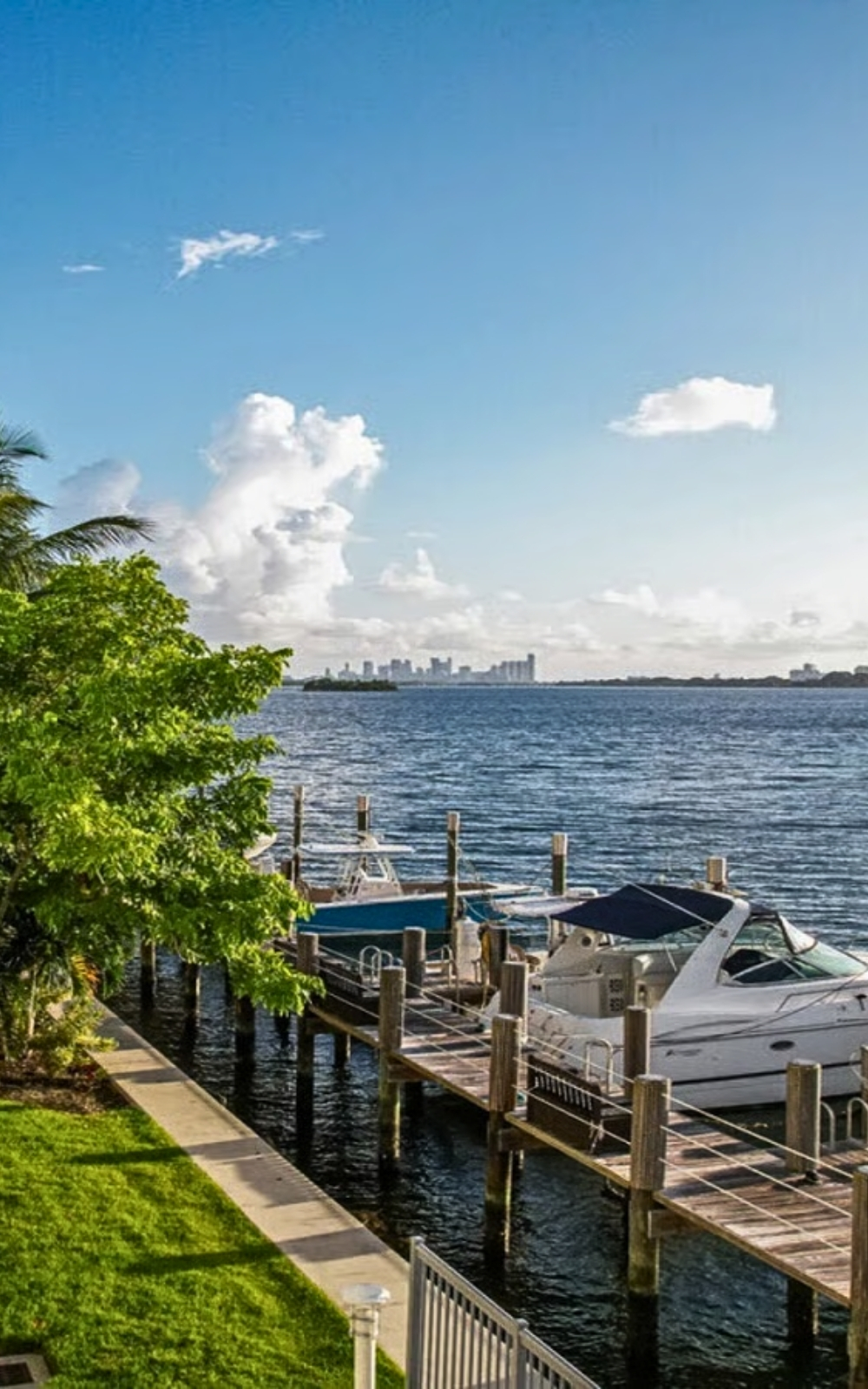 North Bay Village FL street Image Mosquito Shield Miami Beach